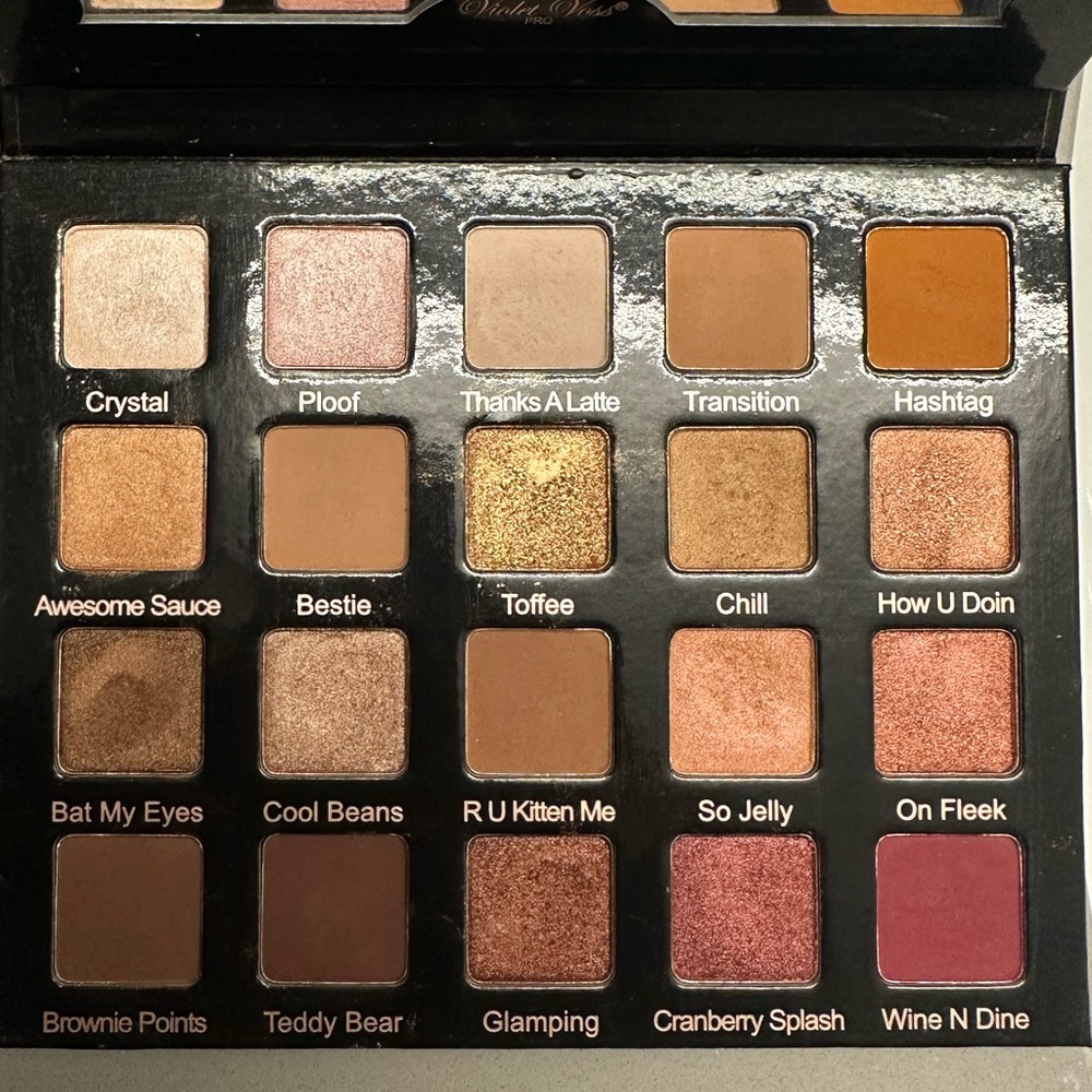 Gently used Violet Voss eyeshadow palette